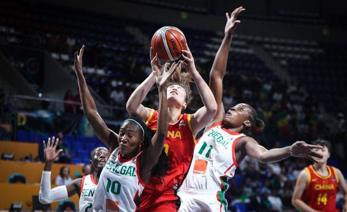 关键时刻瓦伦西亚篮板制胜——CBA季后赛节点到来，态度坚定，细节决定成败的简单介绍