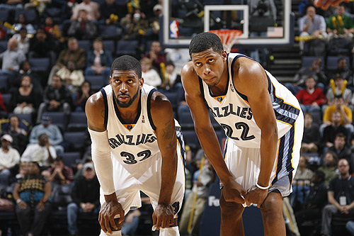 问鼎娱乐-关于全明星赛倒计时，孟菲斯灰熊加时末段战术微调，细节引发关注，管理层满意，赛程密集仍需轮换的信息