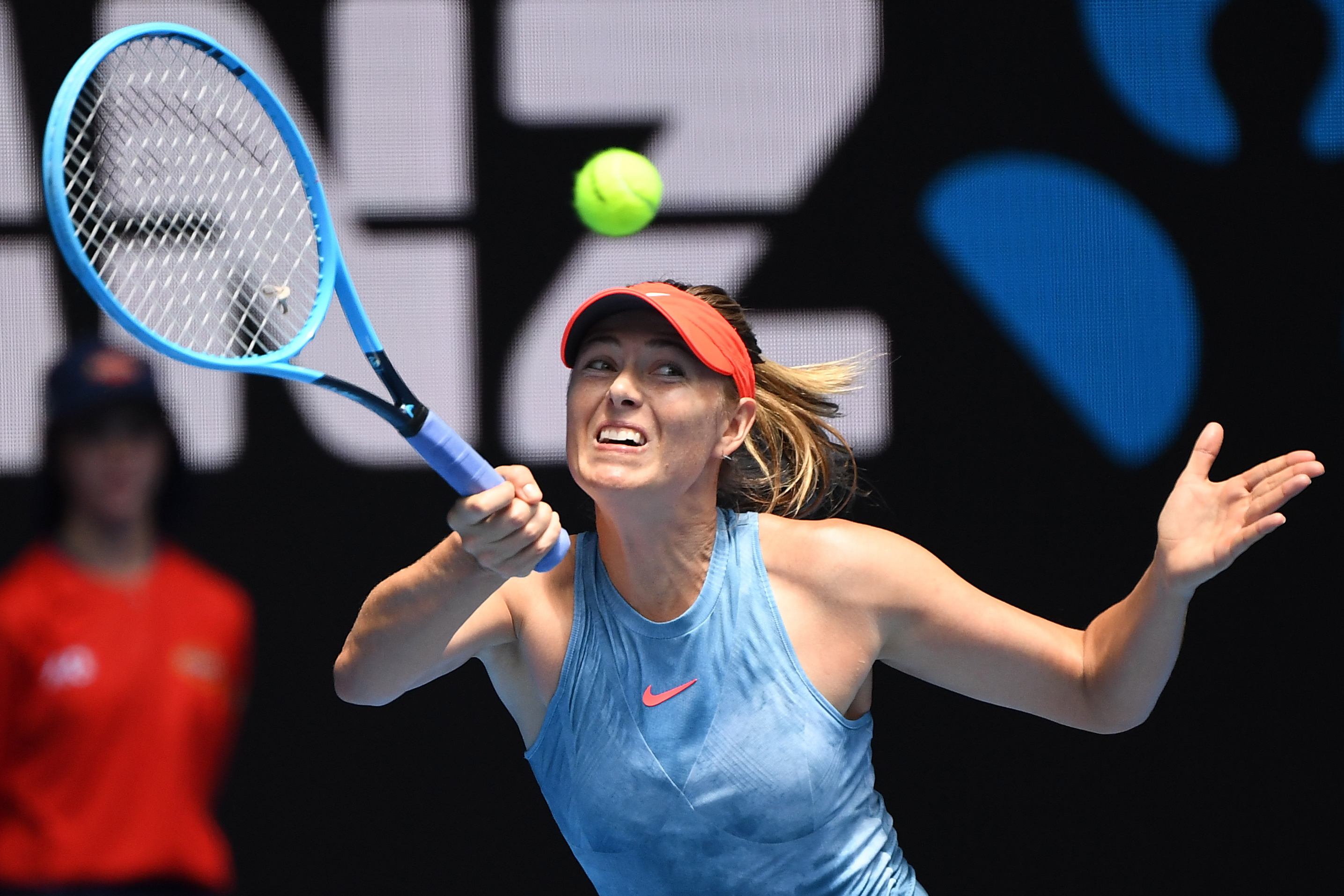 问鼎娱乐- 莎拉波娃经典比赛 