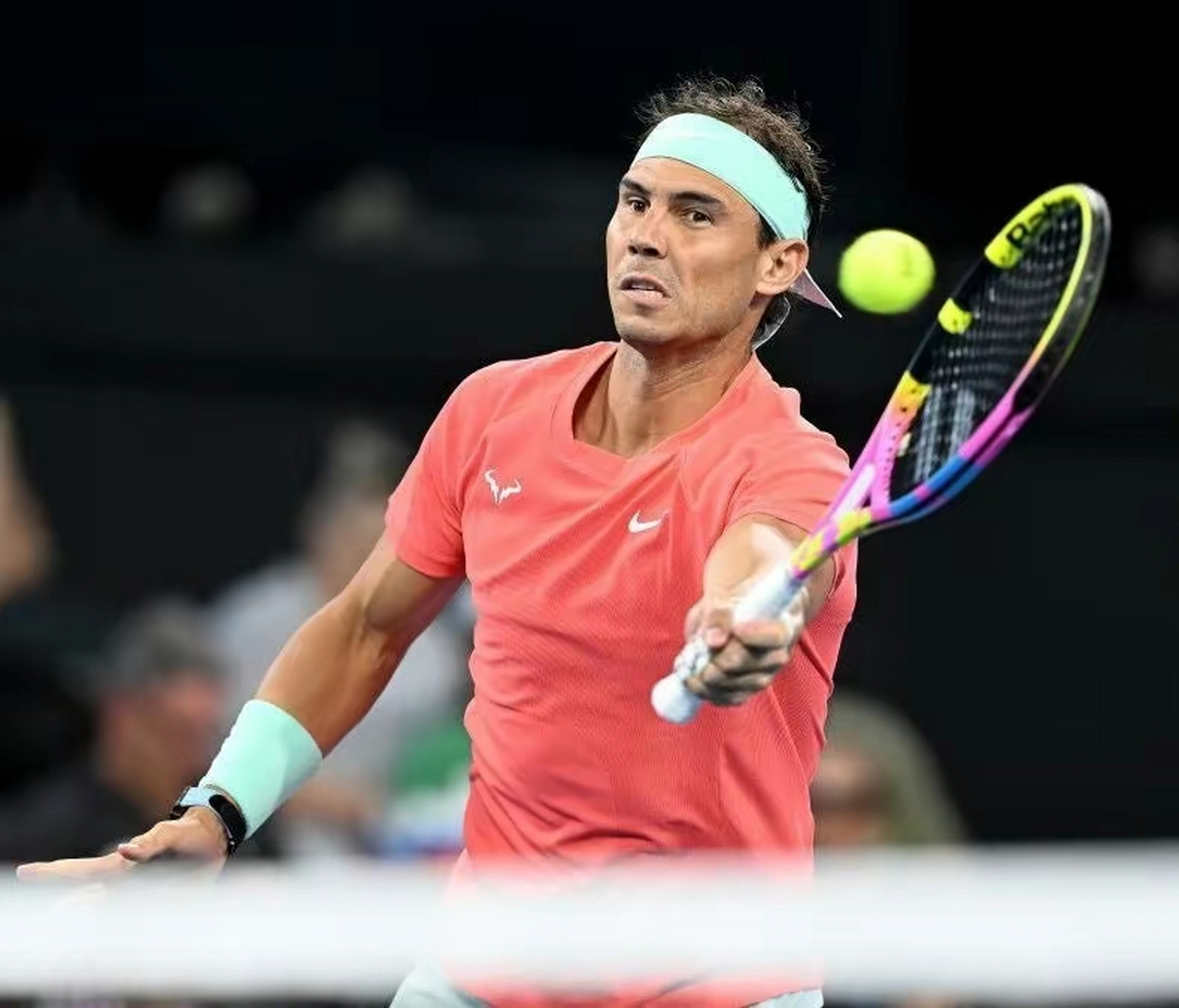 纳达尔在西班牙队比赛中逆转，连败引发热议！的简单介绍